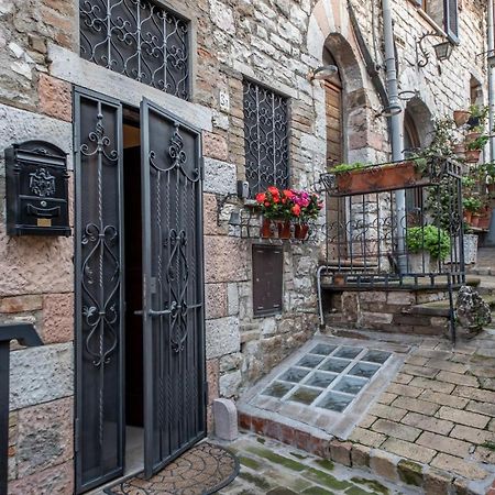 Il Cielo Di Assisi Apartamento Exterior foto